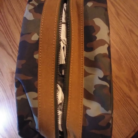 New Camo Dopp Kit, Organization, Travel, Car, Accessory, Hunt, Catchall Bag - Picture 6 of 12
